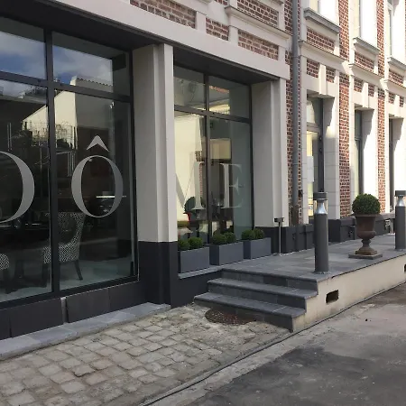 Le Dome Hotel